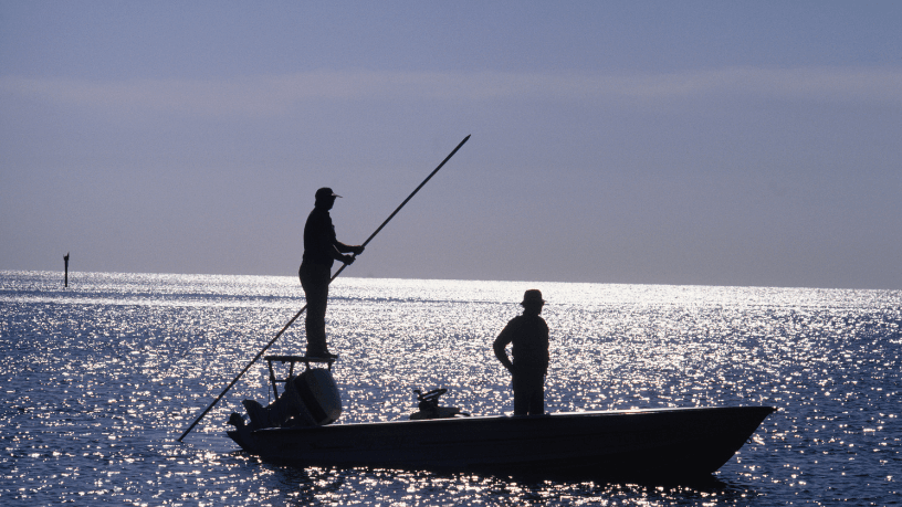 Barco com pescadores do Maranhão desaparece no Rio de Janeiro e mobiliza buscas em alto-mar