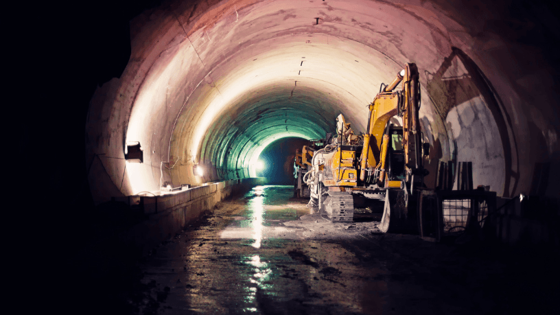 O impasse entre custo, risco e engenharia de túnel marca o debate sobre a Linha 5 sob o Lago de Michigan. Paulo Roberto Gomes Fernandes analisa os desafios técnicos envolvidos.