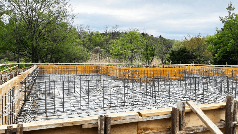 Lajes treliçadas e seu desempenho estrutural ganham destaque com as análises de Valderci Malagosini Machado sobre eficiência na produção